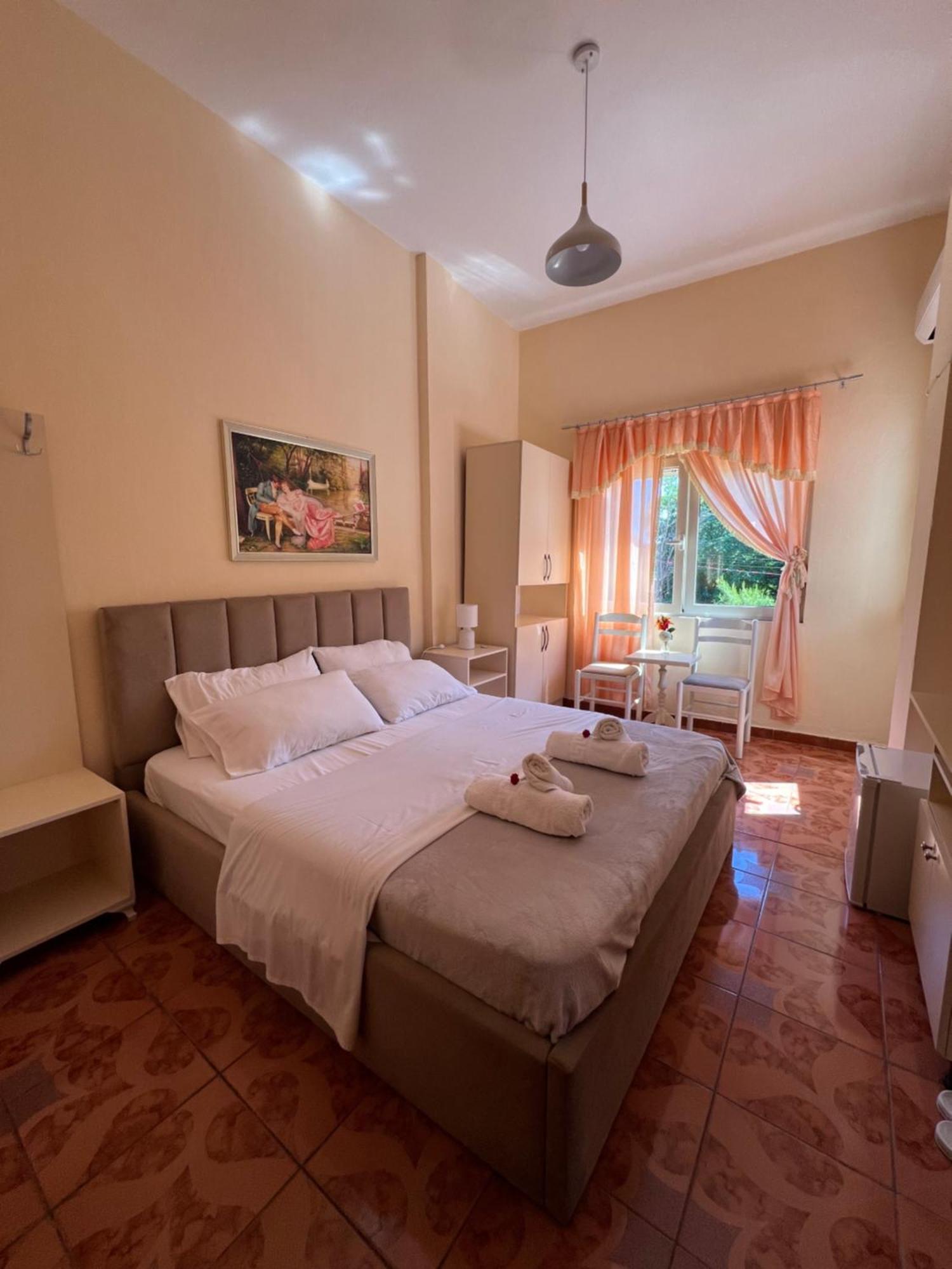 Vila 3 Rooms Durrës Eksteriør bilde
